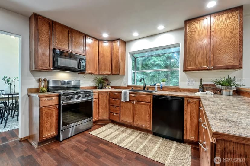 Property photo for 30 Morning Glory Drive, Bellingham photo 13
