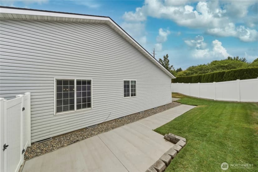 Property photo for 777 Se Magnoni, College Place photo 28