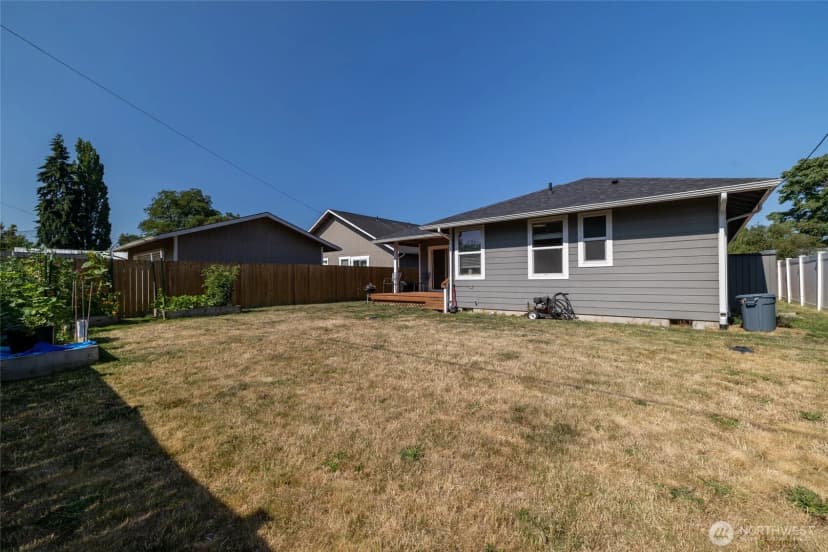 Property photo for 1418 Windsor Avenue, Centralia photo 24