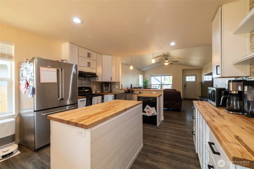 Property photo for 1418 Windsor Avenue, Centralia photo 8