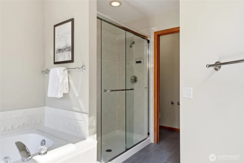 Property photo for 14805 Old Redmond Road, Redmond photo 21