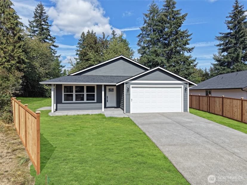 Property photo for 21909 127th Street Ct E, Bonney Lake photo 2