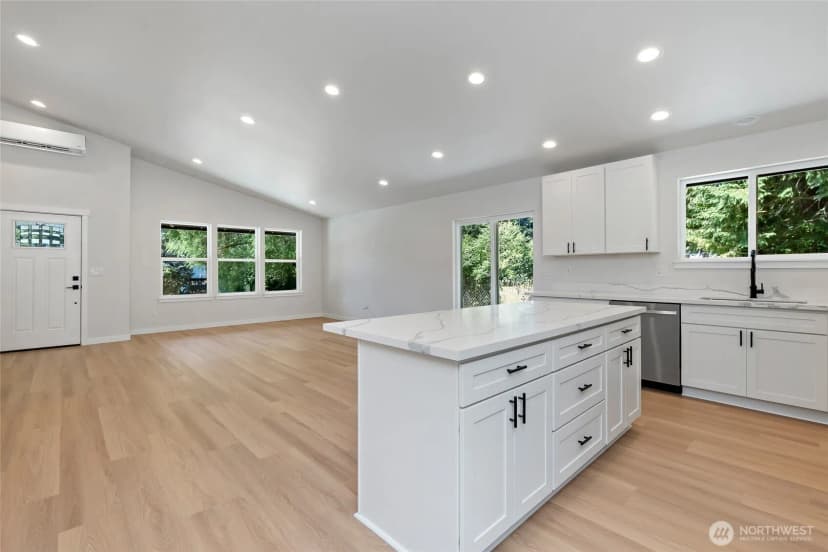 Property photo for 21909 127th Street Ct E, Bonney Lake photo 7