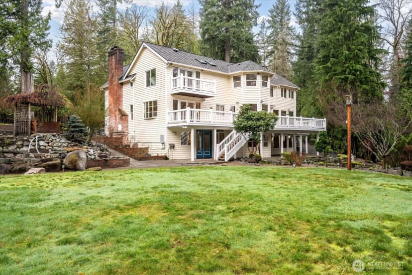 Property photo for 18400 228th Avenue Ne, Woodinville photo 30