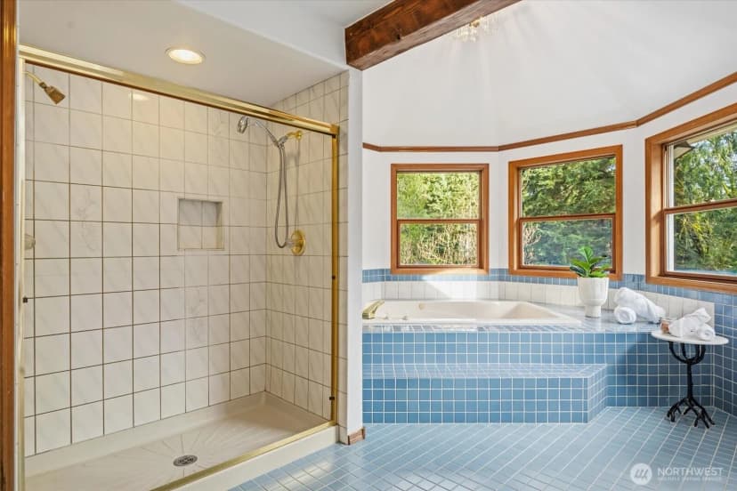 Property photo for 18400 228th Avenue Ne, Woodinville photo 18