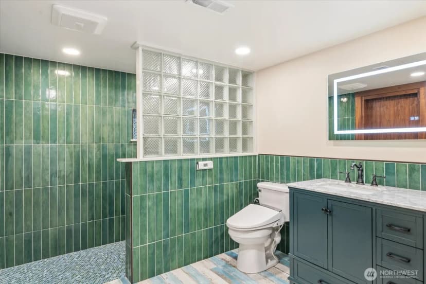 Property photo for 18400 228th Avenue Ne, Woodinville photo 27