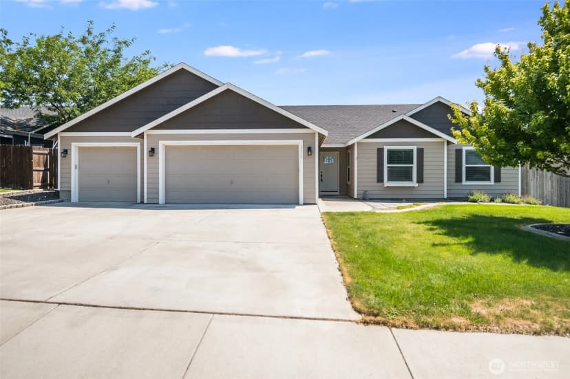 Property photo for 2670 Hickory Avenue, West Richland photo 33