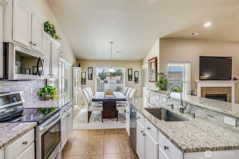 Property photo for 2670 Hickory Avenue, West Richland photo 12