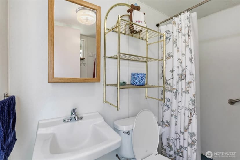 Property photo for 401 11th Street, Davenport photo 12