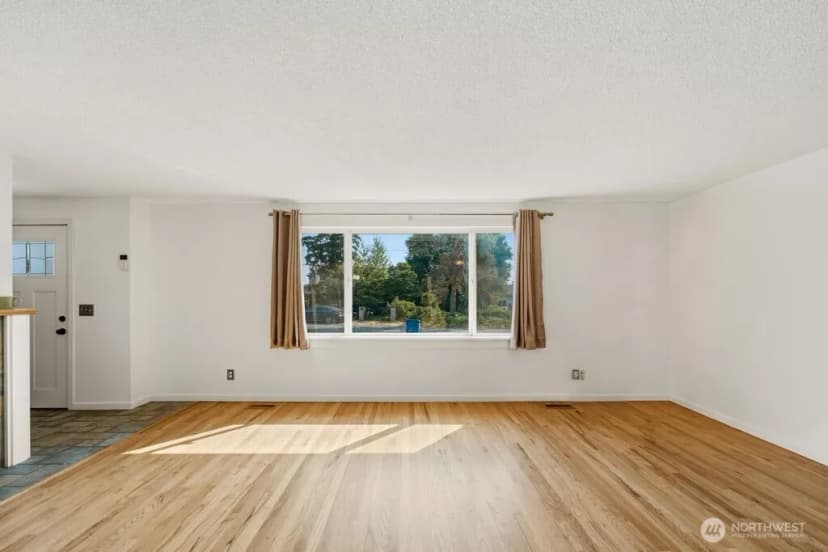 Property photo for 17953 48th Avenue S, Sea Tac photo 3