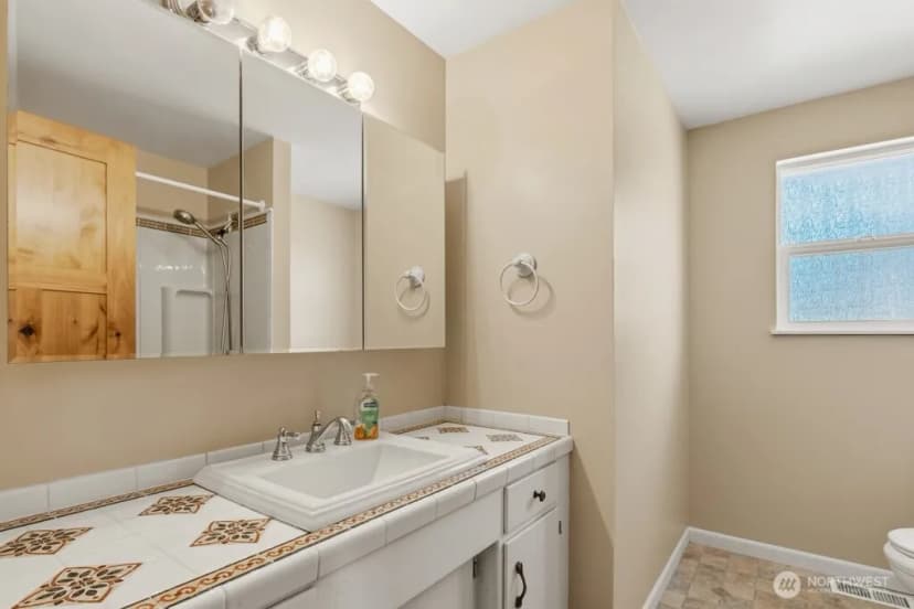 Property photo for 17953 48th Avenue S, Sea Tac photo 5