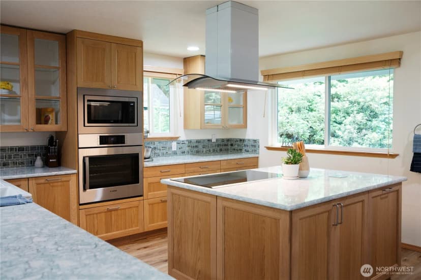 Property photo for 44 Windward, Bellingham photo 11