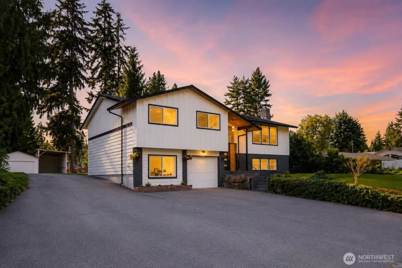 Property photo for 2506 101st Ave Ne, Lake Stevens