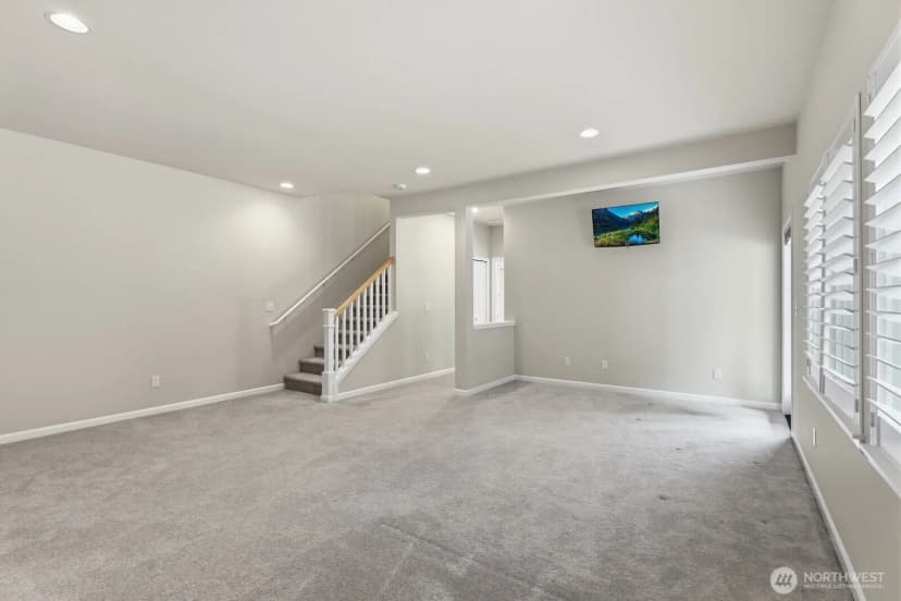 Property photo for 209 140th Street Sw, Everett photo 31