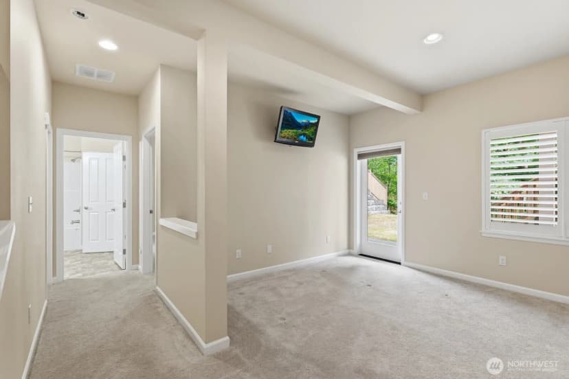 Property photo for 209 140th Street Sw, Everett photo 32