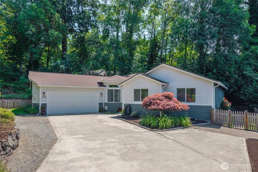 Property photo for 1205 Union Ave Steilacoom, Steilacoom