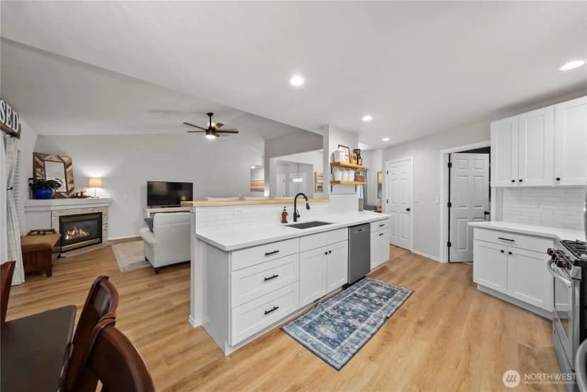 Property photo for 1205 Union Ave Steilacoom, Steilacoom photo 14