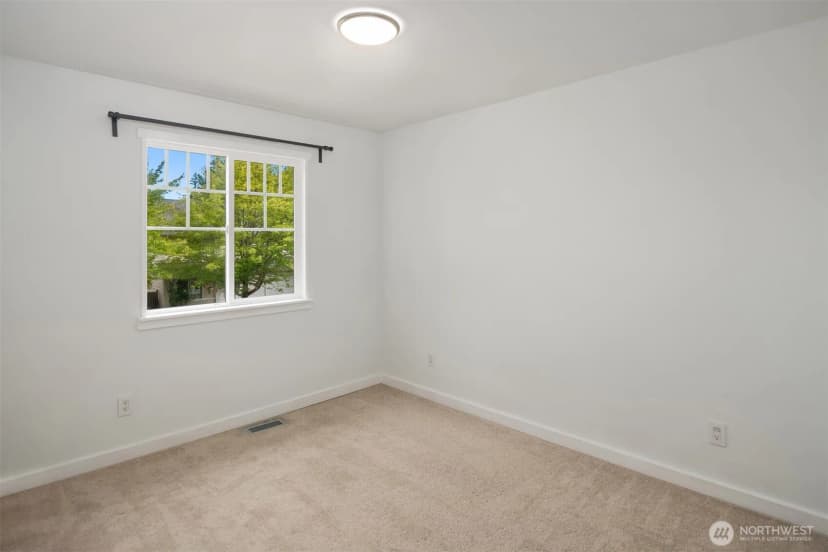 Property photo for 4830 149th Place, Everett photo 28