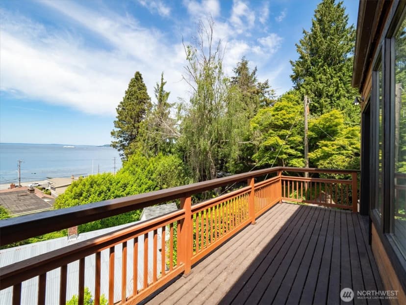 Property photo for 2364 Hobart Avenue Sw, Seattle photo 21