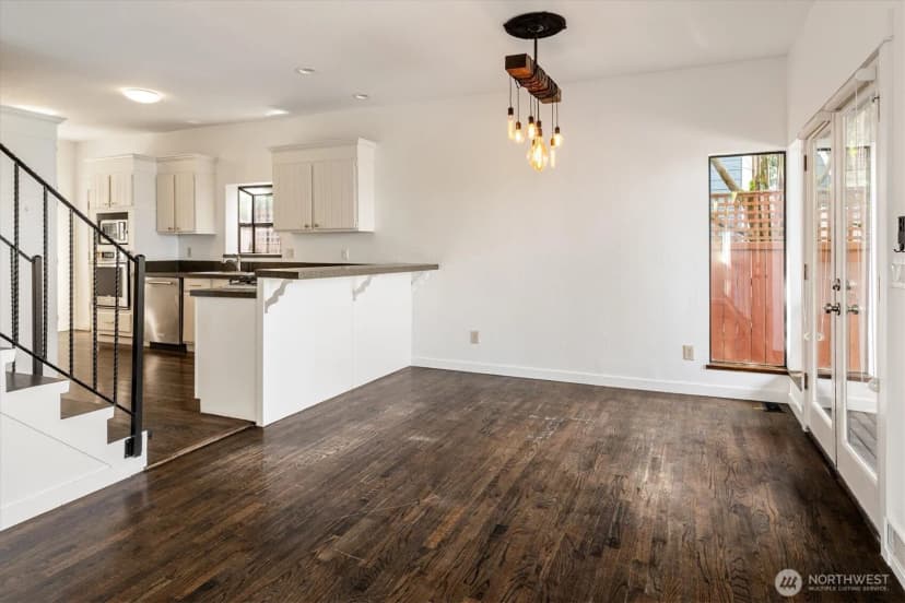Property photo for 2364 Hobart Avenue Sw, Seattle photo 7