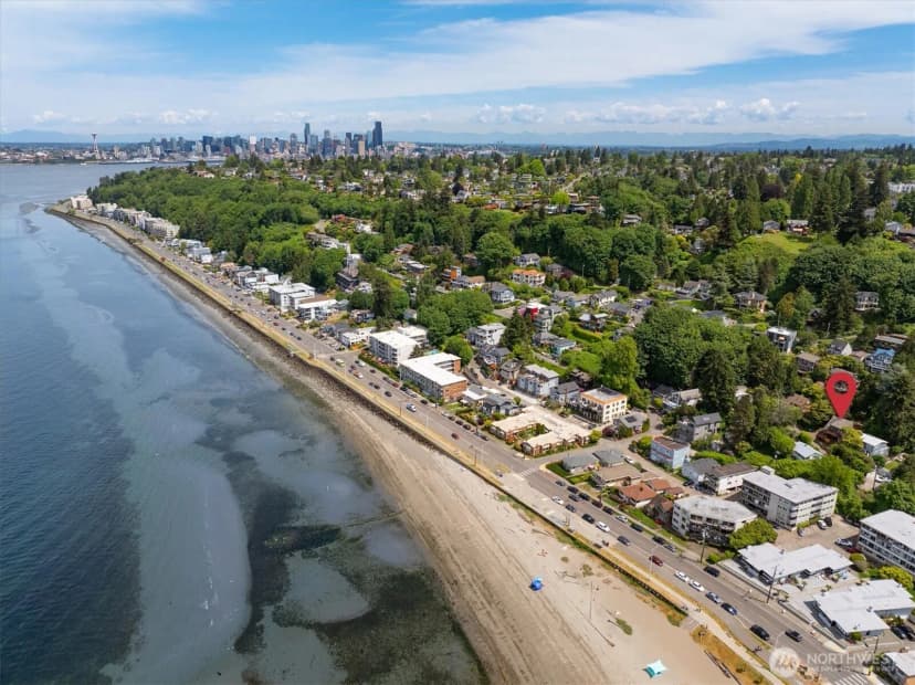 Property photo for 2364 Hobart Avenue Sw, Seattle photo 35