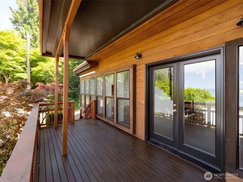 Property photo for 2364 Hobart Avenue Sw, Seattle photo 5