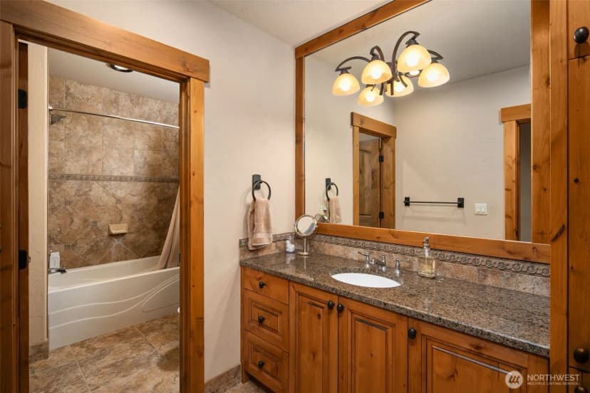 Property photo for 120 Brimstone Lane, Chelan photo 33