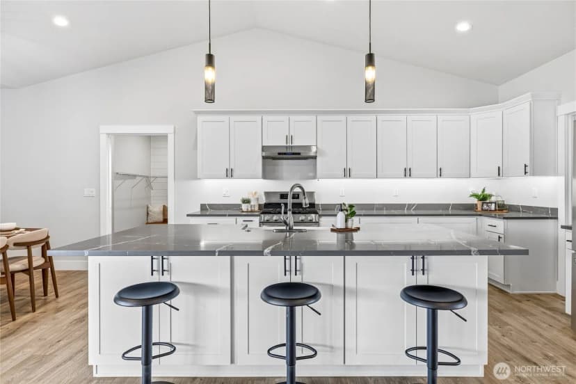 Property photo for 1725 Aaron Drive, Lynden photo 6