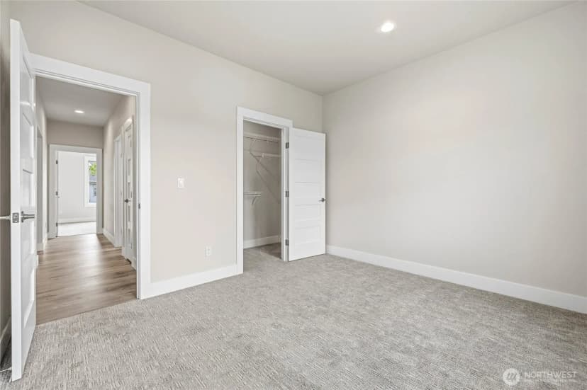 Property photo for 1725 Aaron Drive, Lynden photo 21