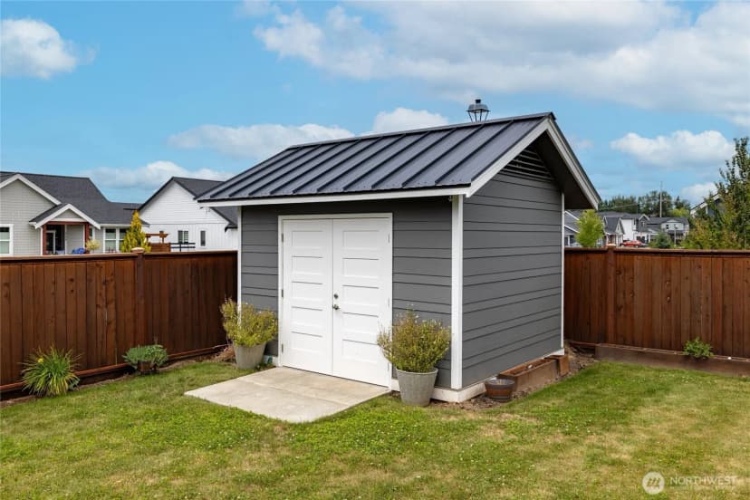 Property photo for 1725 Aaron Drive, Lynden photo 24