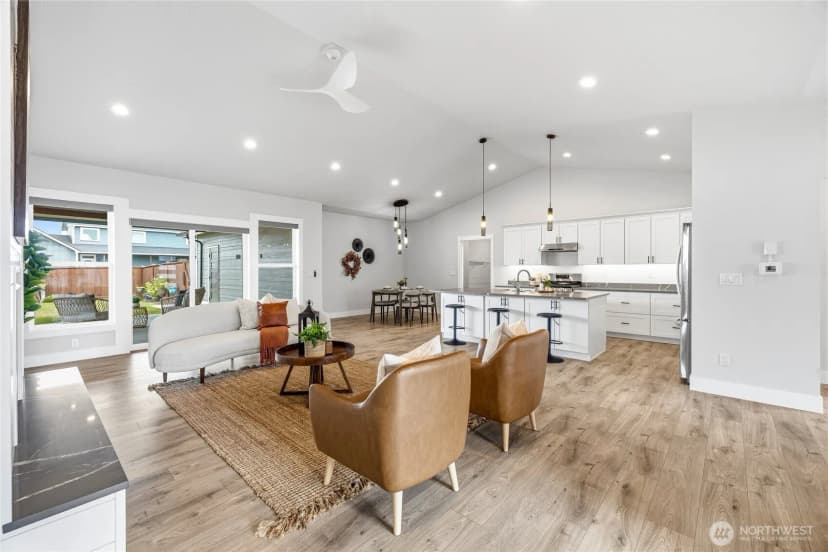 Property photo for 1725 Aaron Drive, Lynden photo 8