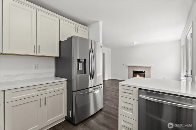 Property photo for 2707 S 268th Place, Kent photo 13