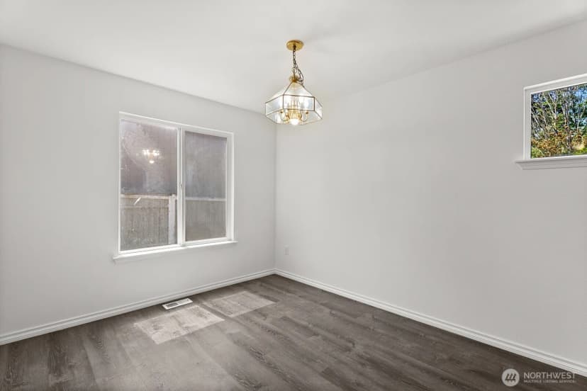 Property photo for 2707 S 268th Place, Kent photo 8