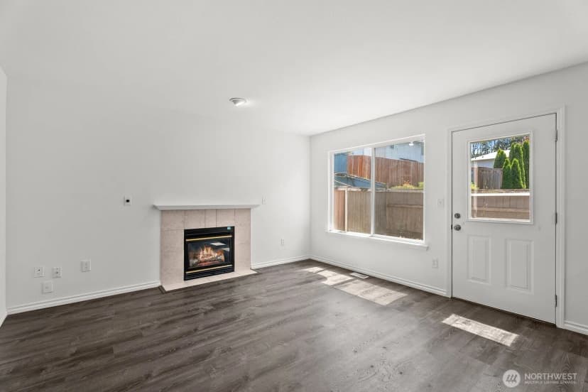 Property photo for 2707 S 268th Place, Kent photo 15