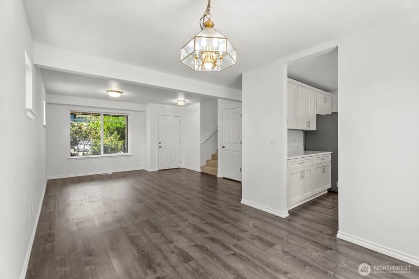 Property photo for 2707 S 268th Place, Kent photo 9
