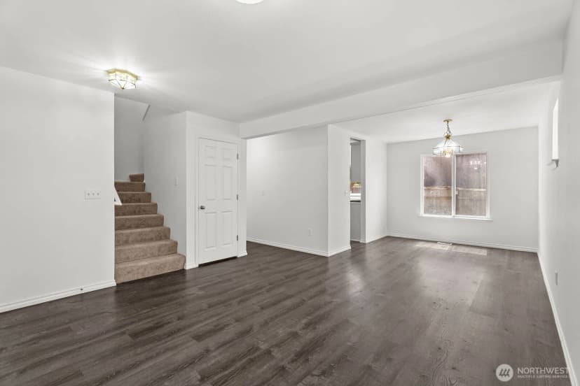 Property photo for 2707 S 268th Place, Kent photo 7