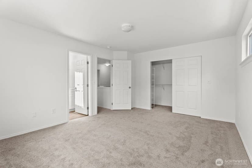 Property photo for 2707 S 268th Place, Kent photo 21