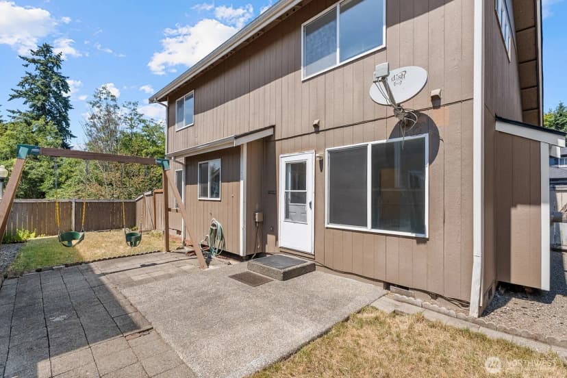Property photo for 2707 S 268th Place, Kent photo 27