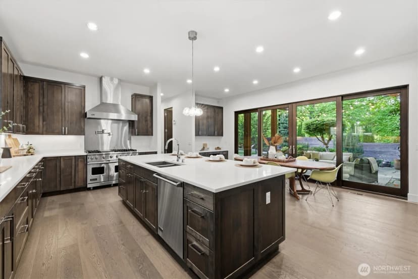 Property photo for 1533 38th Avenue E, Seattle photo 13