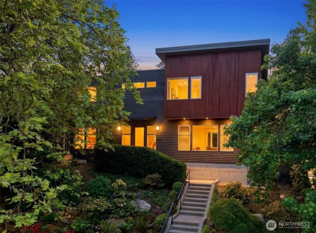 Property photo for 1533 38th Avenue E, Seattle
