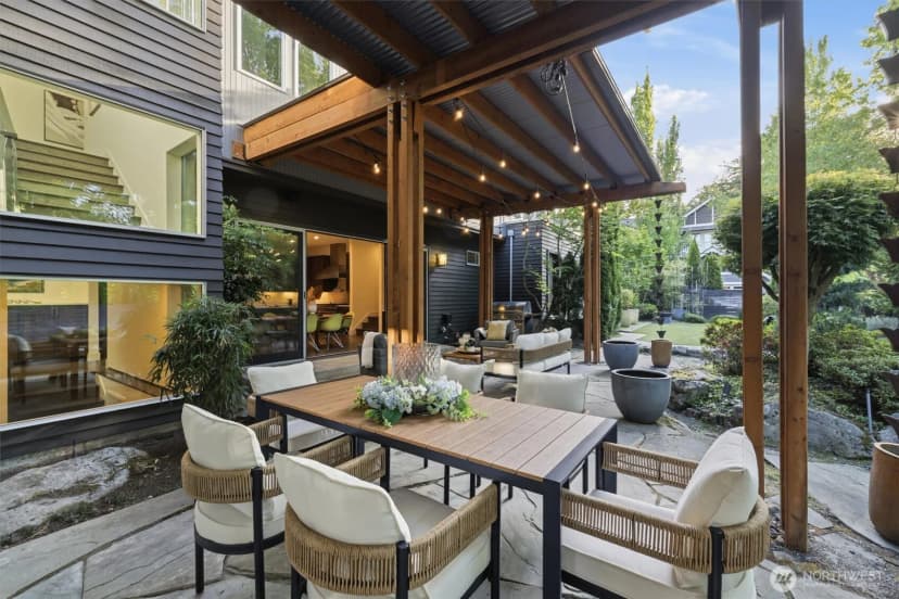 Property photo for 1533 38th Avenue E, Seattle photo 34