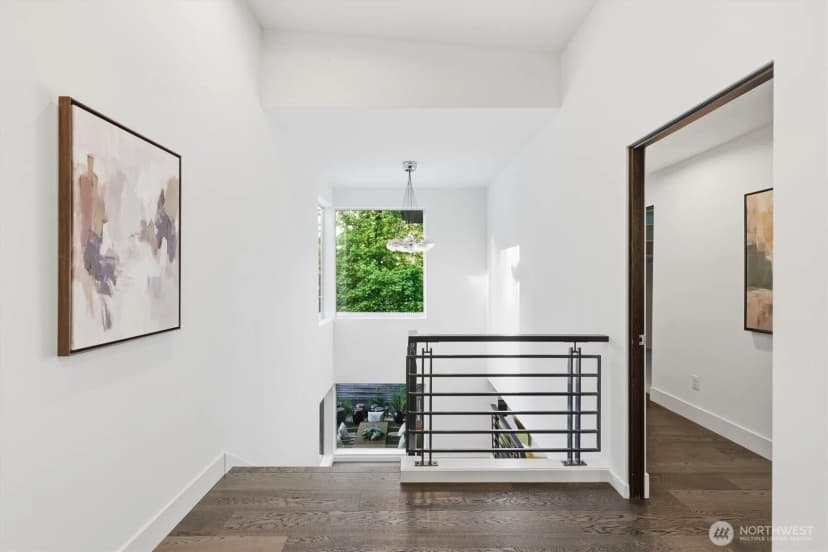 Property photo for 1533 38th Avenue E, Seattle photo 18