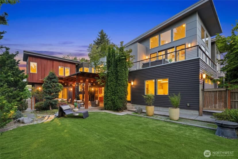 Property photo for 1533 38th Avenue E, Seattle photo 3