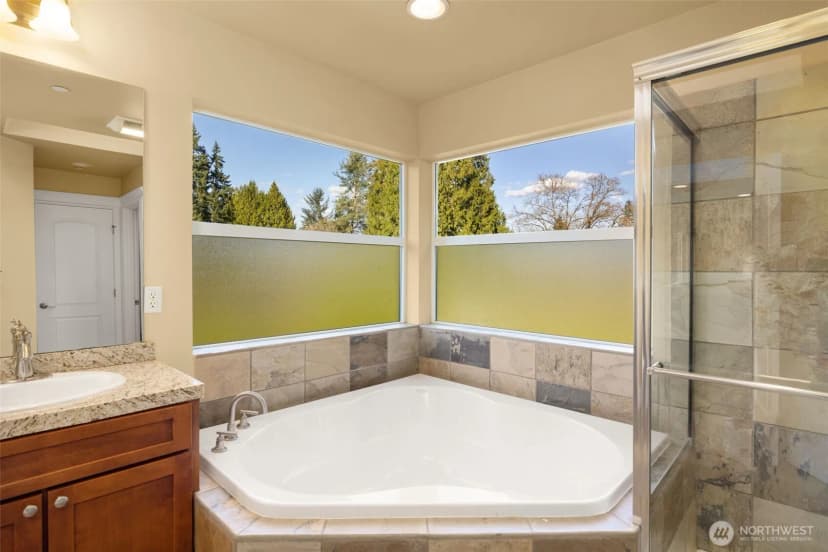 Property photo for 18638 92nd Avenue Ne, Bothell photo 27