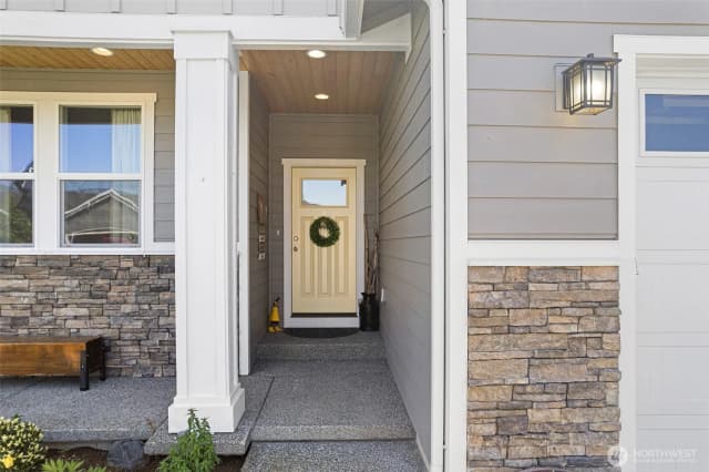 Property photo for 1720 River Walk Lane, Burlington photo 4