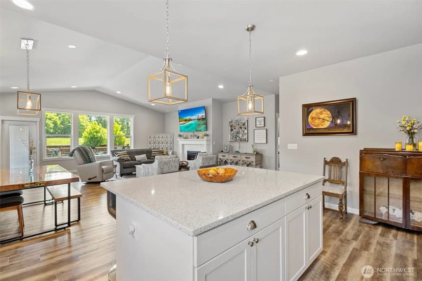 Property photo for 1720 River Walk Lane, Burlington photo 18
