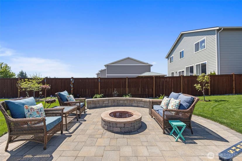 Property photo for 1720 River Walk Lane, Burlington photo 32