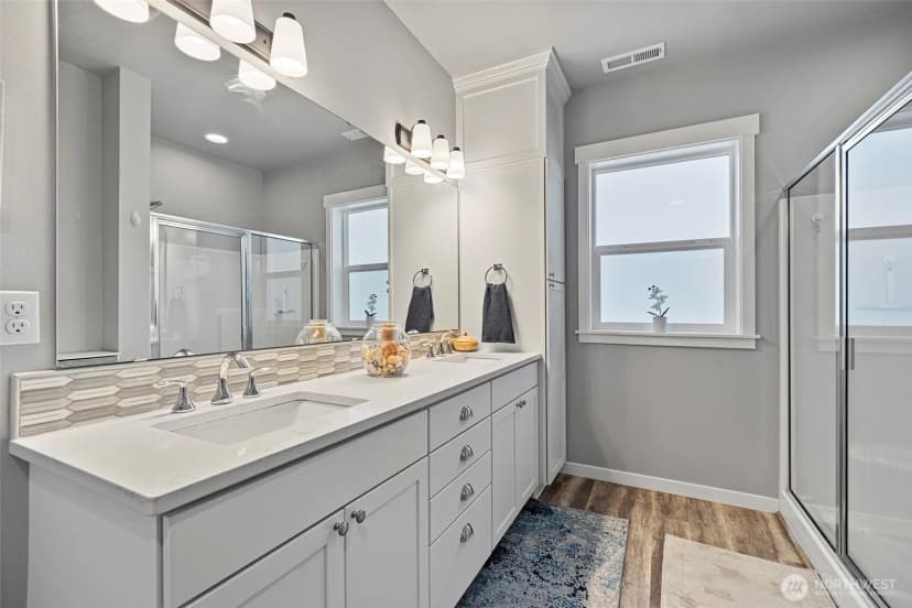 Property photo for 1720 River Walk Lane, Burlington photo 25