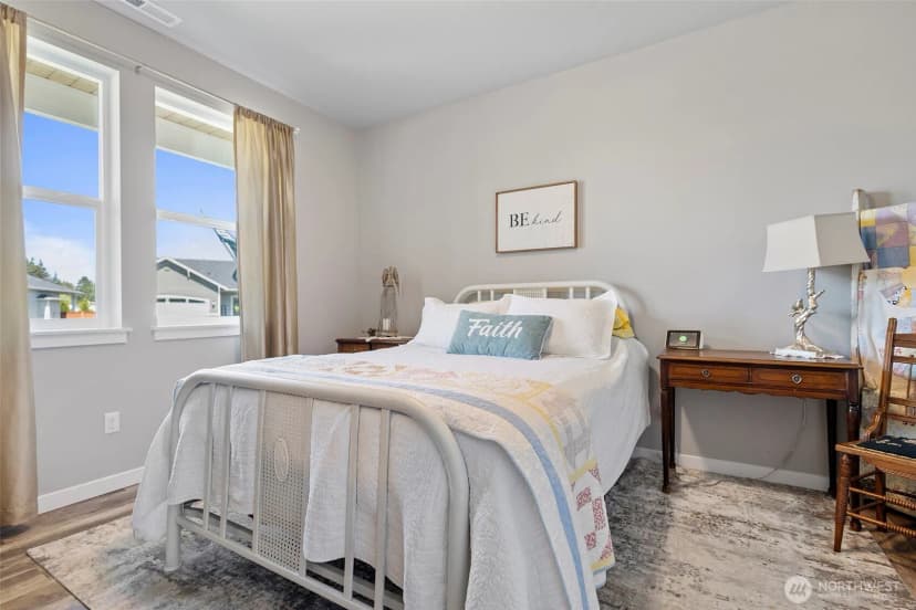 Property photo for 1720 River Walk Lane, Burlington photo 8