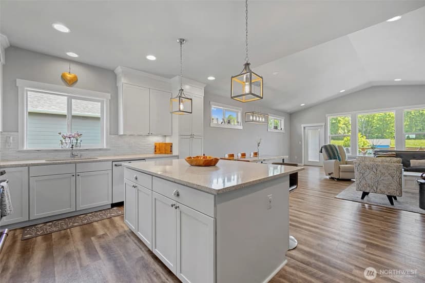 Property photo for 1720 River Walk Lane, Burlington photo 16